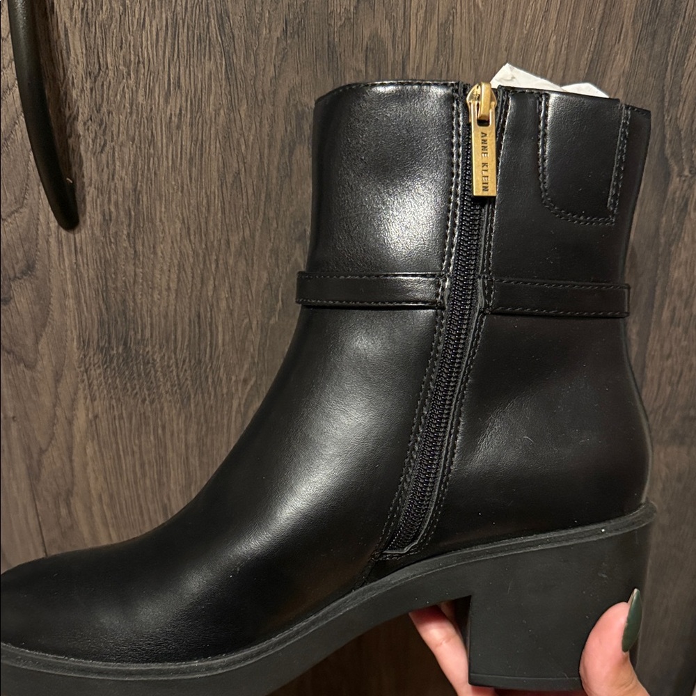 Anne Klein Black Heeled Boots